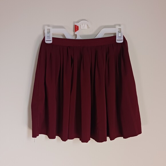 Dark Red Flowy Mini Skirt - Picture 5 of 13